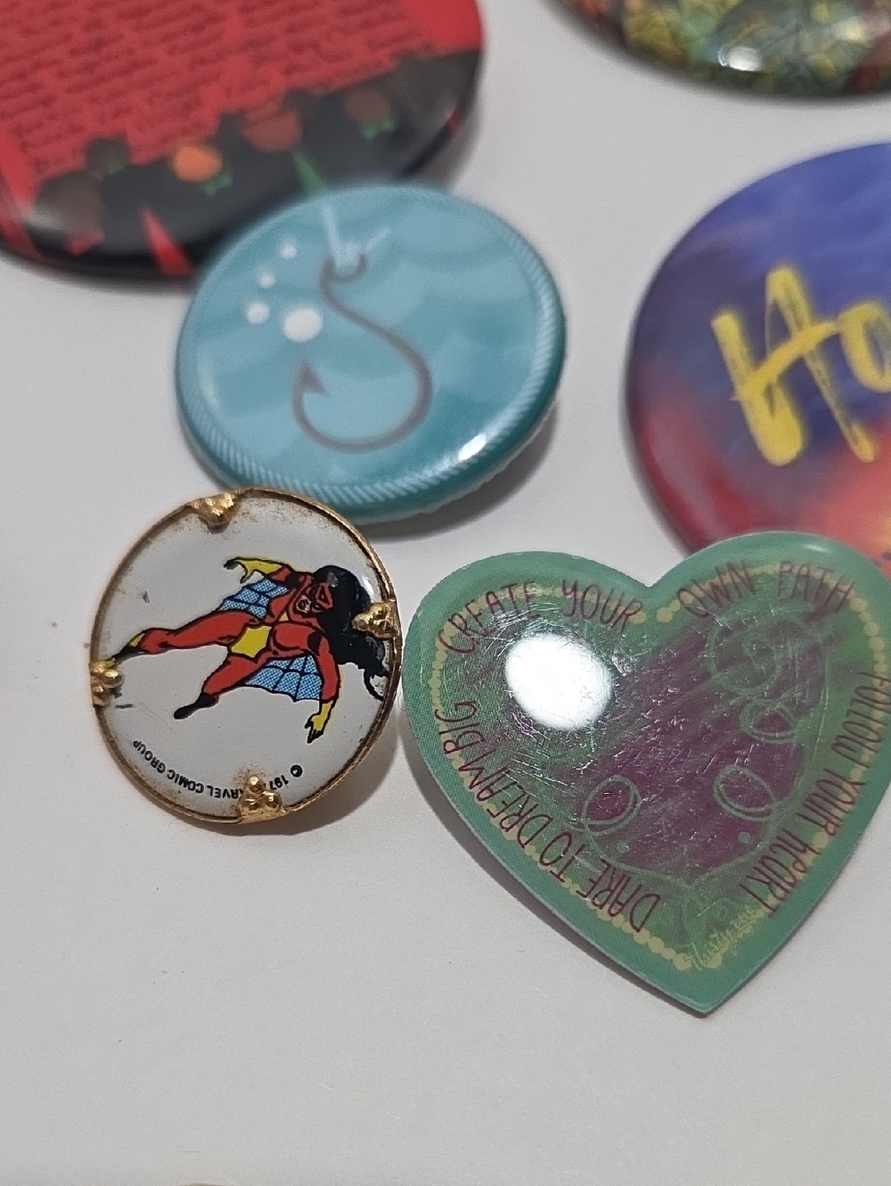 Button pins - Picture 6 of 6
